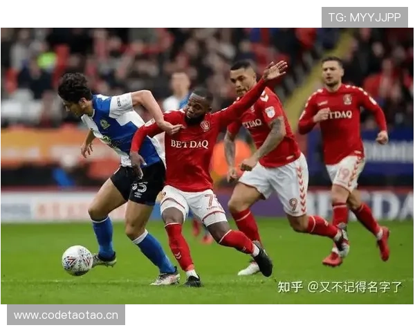 曼联近期表现波动，体系问题逐步反映至比赛稳定性